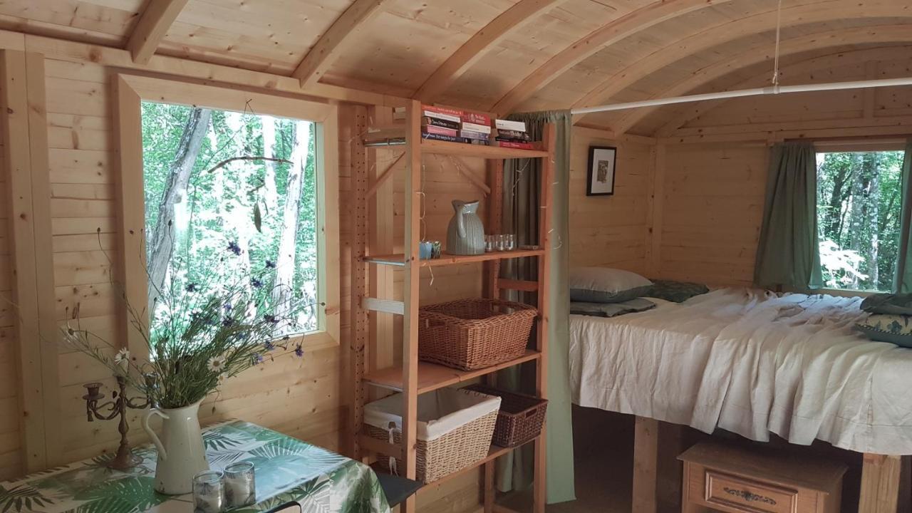 Charming Cottage In Chauminet Sougeres-en-Puisaye Buitenkant foto